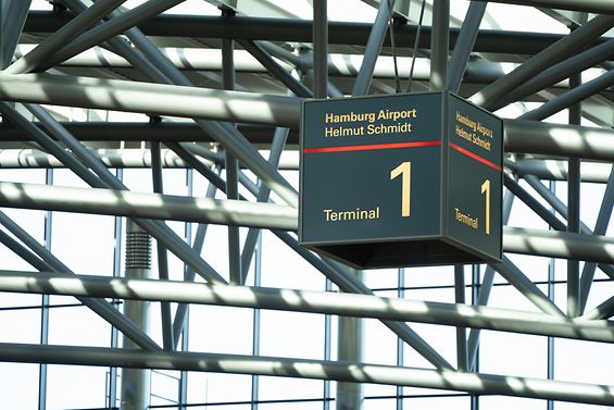 Terminal Eins des Hamburger Flughafens von Innen